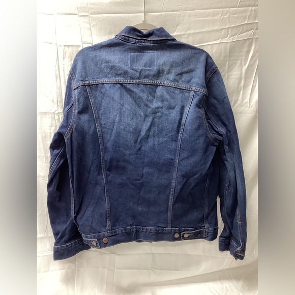 Levi’s Jean Trucker Jacket - Picture 2 of 6